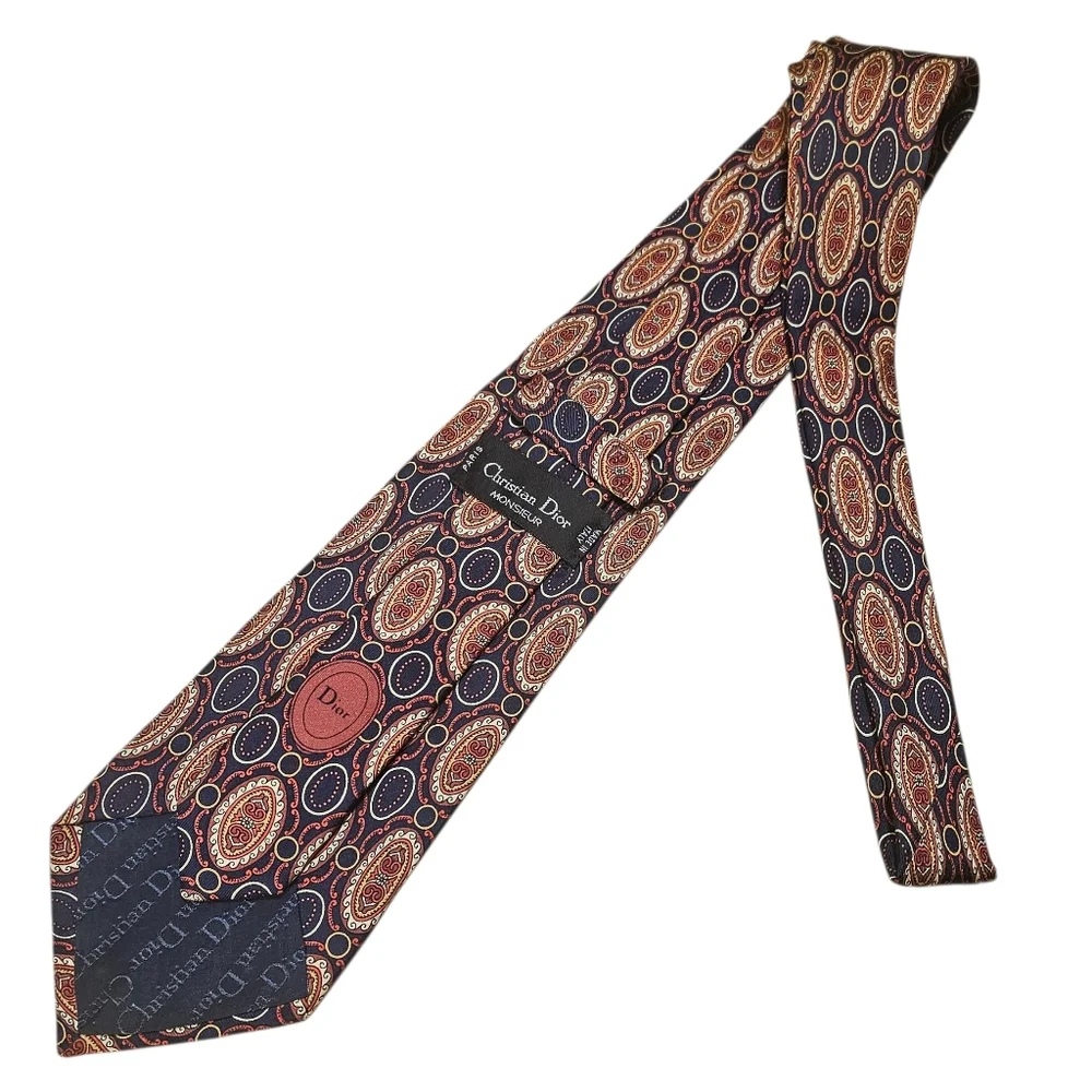 Dior tie this